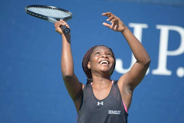 Women's tennis team suffers 9-0 defeat to Vaughn College Wednesday evening in conference play